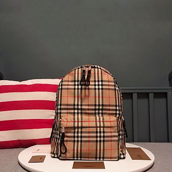 Burberry vintage backpack 