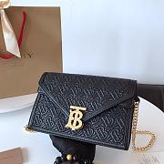 BURBERRY Small quilted TB Envelope bag - 1