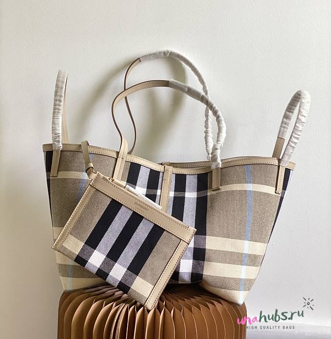 Burberry beige check tote handbag  - 1