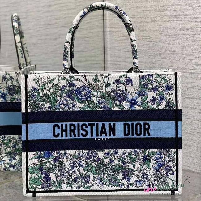 Dior Medium Book Tote White Multicolor Flowers Constellation Embroidery 36cm - 1