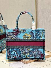 Dior medium book tote celestial blue multicolor embroidery bag - 5