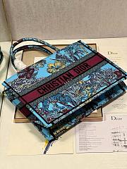 Dior medium book tote celestial blue multicolor embroidery bag - 3