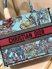 Dior medium book tote celestial blue multicolor embroidery bag - 2