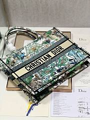 Dior medium book tote white multicolor embroidery bag - 4