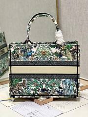 Dior medium book tote white multicolor embroidery bag - 2