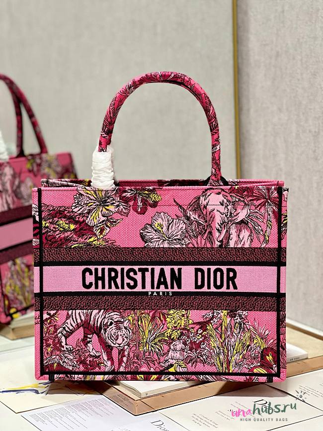 Dior medium book tote celestial pink multicolor embroidery bag - 1