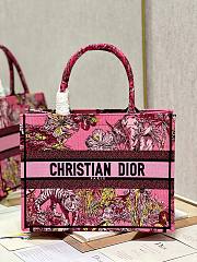 Dior medium book tote celestial pink multicolor embroidery bag - 1