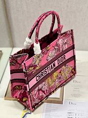 Dior medium book tote celestial pink multicolor embroidery bag - 6