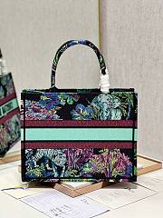 Dior medium book tote blue multicolor embroidery bag - 3