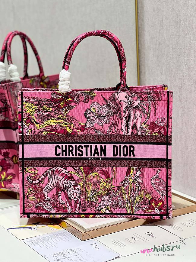 Dior large book tote celestial pink multicolor embroidery bag - 1