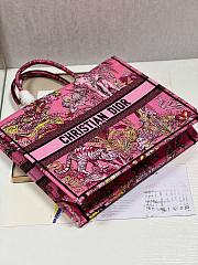 Dior large book tote celestial pink multicolor embroidery bag - 4