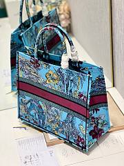 Dior large book tote celestial blue multicolor embroidery bag - 5