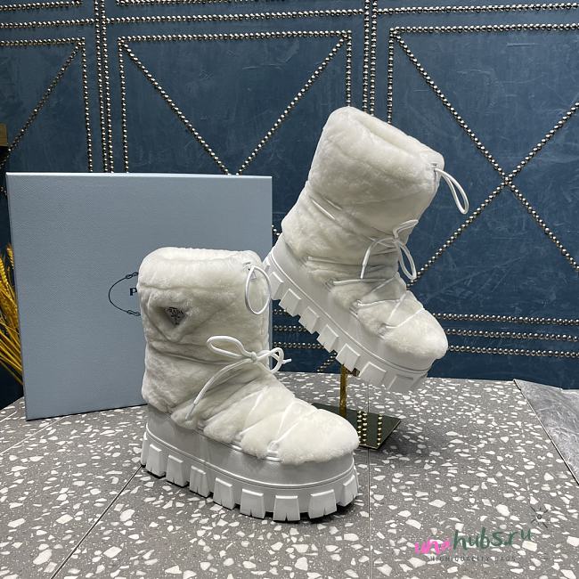 Prada White Fur Doposci Boots - 1