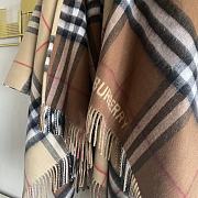 Burberry Check Wool Reversible Cape 02 - 6