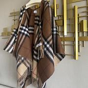 Burberry Check Wool Reversible Cape 02 - 4