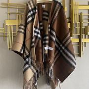 Burberry Check Wool Reversible Cape 02 - 5