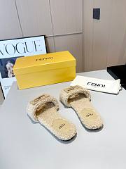 Fendi Baguette beige sheepskin slides - 5