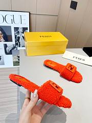 Fendi Baguette orange sheepskin slides - 4