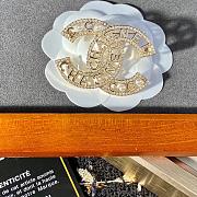 Chanel gold brooch 02 - 4