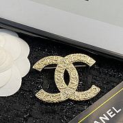 Chanel gold brooch 03 - 2