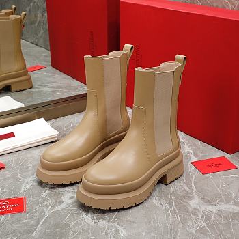Valentino chelsea beige leather boots