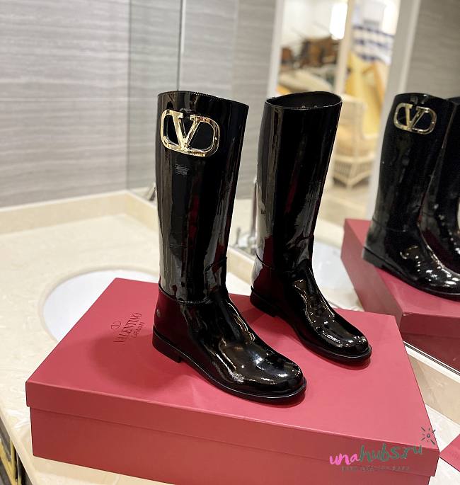 Valentino logo high black patent boots - 1