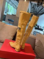 Valentino logo yellow patent long boots - 2