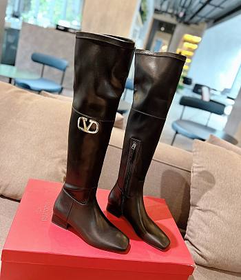 Valentino logo high black leather boots