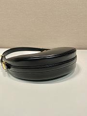 Prada Arqué black leather shoulder bag - 4