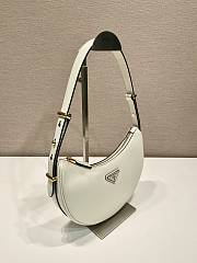 Prada Arqué white leather shoulder bag - 2