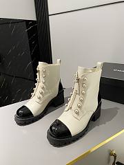 Chanel white pearl boots - 5