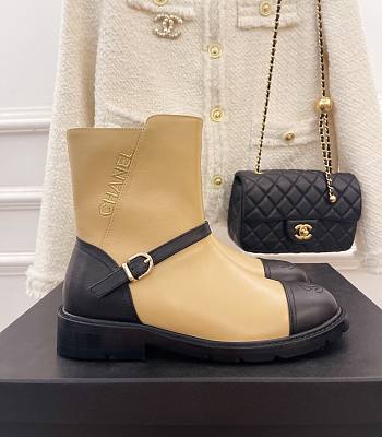Chanel logo short beige boots
