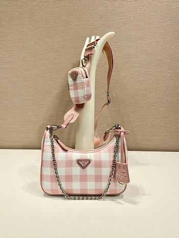 Prada Re-edition 2005 printed pink nylon bag