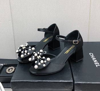 Chanel pearl bow sandals 