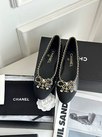 Chanel black leather bow flats