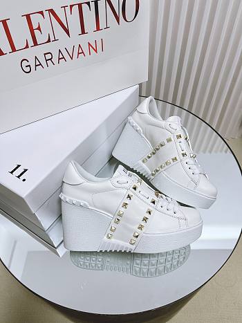 Valentino rockstud white flatform trainer 