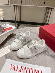 Valentino Garavani silver rockstud leather platform sneakers - 4