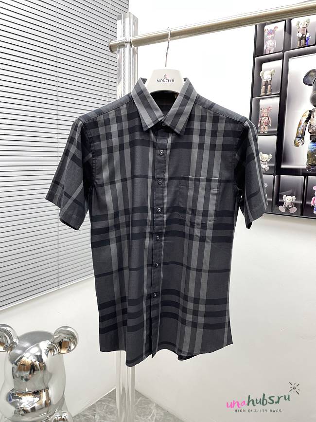 Burberry Short Sleeve Black Shirt - 1