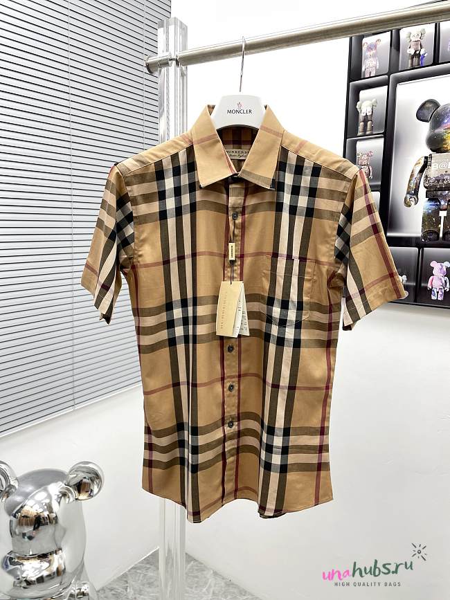 Burberry Short Sleeve Shirt 02 - 1