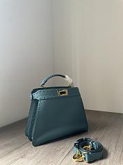 Fendi Peekaboo ISeeU small blue topstitching bag  - 3