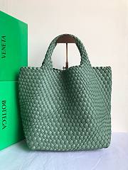 Bottega Veneta woven green tote bag - 1