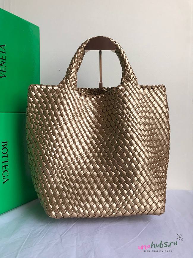 Bottega Veneta woven gold tote bag - 1