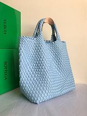 Bottega Veneta woven blue sky tote bag - 5