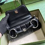 Gucci Horsebit small chain black leather bag - 3