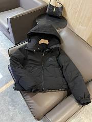 BURBERRY Reversible cropped down jacket - 2