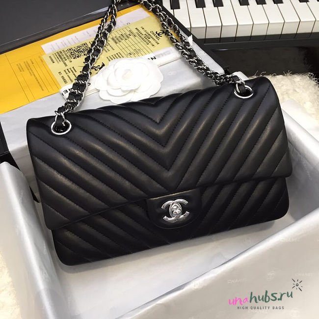 Chanel 1112 black lambskin chevron quilted 2.55 flap bag - 1