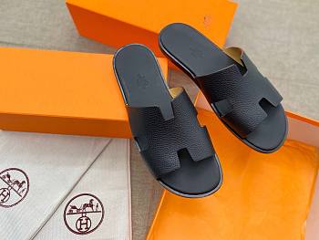 Hermes men oran black slippers