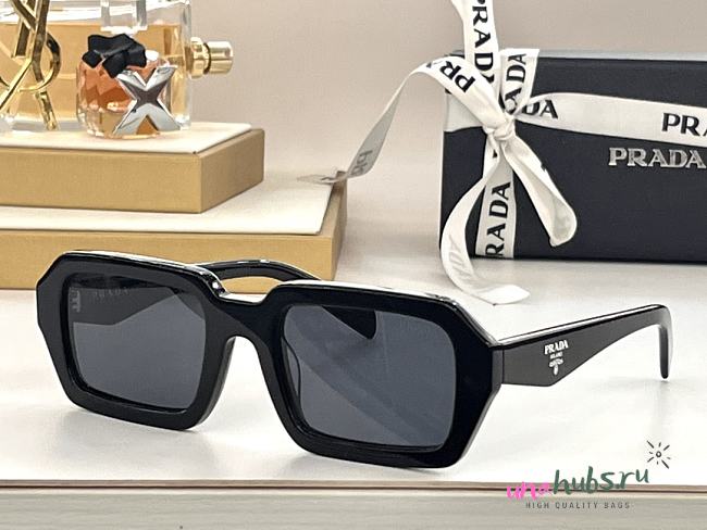 Prada sunglasses 5 colors  - 1