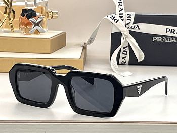 Prada sunglasses 5 colors 