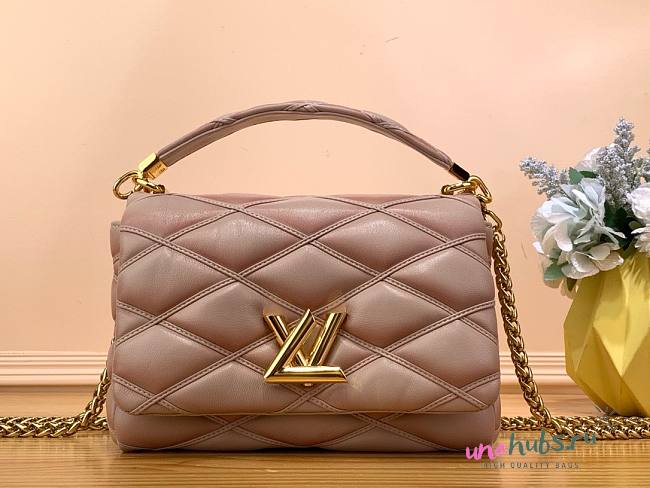 Louis Vuitton GO-14 MM beige bag M23682 - 1